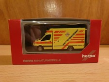 herpa 048118 Mercedes-Benz Sprinter RTW Feuerwehr Dresden