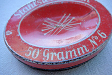 alte Stahlstecknadeln in Blechdose  rot/schwarz ca. 8x6x2cm ovale Dose, Nähen