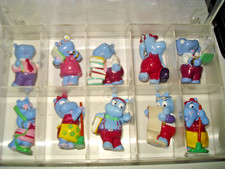 Ü-Ei Hartplastik- 10 Figuren