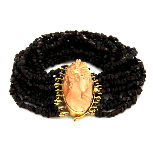 Armband aus echt - aus, 750