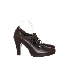 Joe Sanchez, High Heels