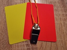 Schiedsrichter-Set gelbe rote Karte, Trillerpfeife Fussball Handball Ausstattung
