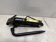 Mazda 2 Wagenheber
