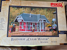 PIKO 62230 G Bahnhof "Clear Water"
