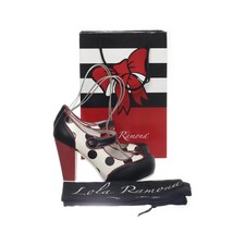 Lola Ramona, High Heels