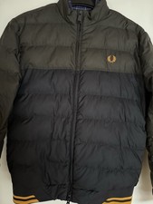 Fred Perry Bomberjacke Olive