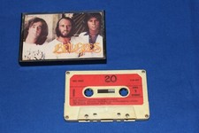Eine alte Musikkassette von