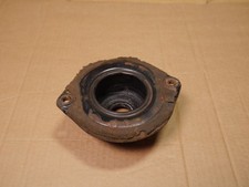 1x Stoßdämpferaufnahme