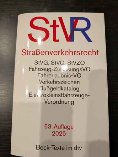 Strassenverkehrsrecht - (stvr), |