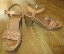 Unisa Rancho Sandalen Damen Schuhe Gr. 39 Leder sehr guter Zustand