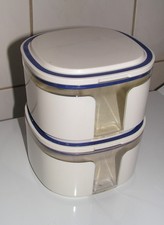 Tupperware - 2 x Skyline 700