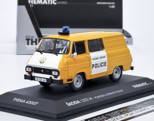Skoda 1203 militärische - skoda,