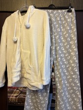 Avon Kuscheliger Damen Hausanzug/ Schlafanzug 2 Teilig NEU Größe 42/44