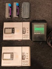 2x Sony MZ - R30 Mini Disc
