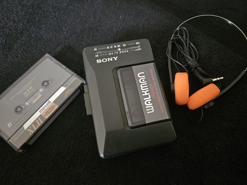 Sony walkman f2015 radio - sony,