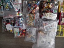 Ü-Ei Konvolut - ältere + neue Kinder Überraschungs Eier Figuren,