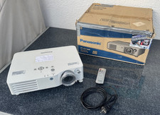 Panasonic PT-AX100E LCD Projektor, wahrscheinlich Lampe defekt