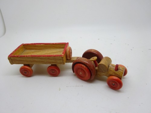 Holz traktor mit anhänger - holz-traktor,
