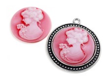 Cabochon als Gemme in rot 30