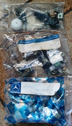 Oldtimer mercedes w201 - oldtimer,