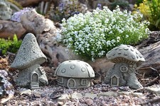 Fee Pilz Haus Set Stein Garten