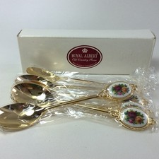 Royal Albert OLD COUNTRY ROSES