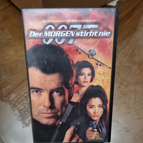 Vhs video kassette - james, bond