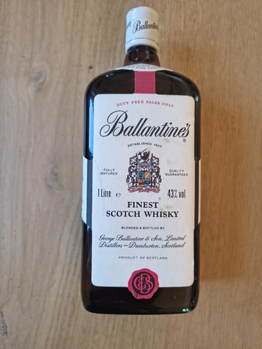 Ballantines finest scotch - finest,