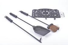 Esschert Design Kaminbesteck Set Schaufel Besen Schürhaken Halterung Gusseisen