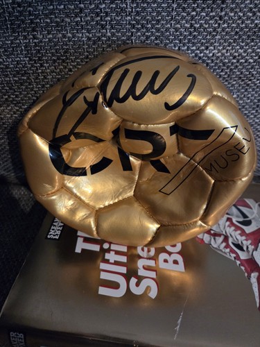 Cristiano ronaldo signiert - cristiano,