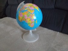 Neuer kleiner Globus, Höhe 30