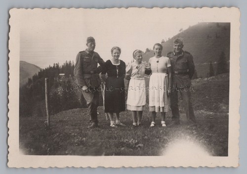 Frauen mit wehrmachtsoldaten - frauen,
