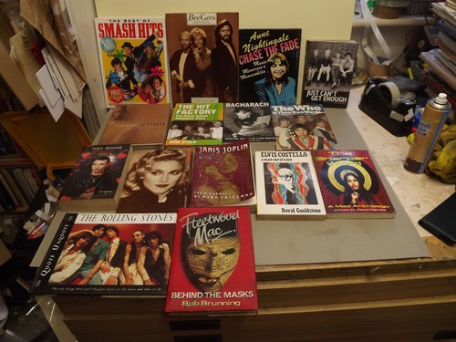 Smash hits 1980 music book - hits,