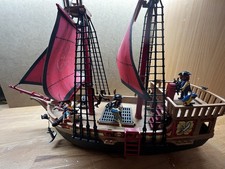 Playmobil® Pirates 70411 großes Totenkopf Piratenschiff 
