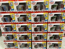 4 x Kinder Riegel Sammel Tassen LOVE D 2023  MHD. 22. August 2023 abgelaufen OVP