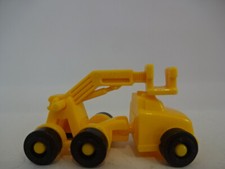 Baufahrzeug Miniaturen / Gelber LKW mit Arbeitsbühne