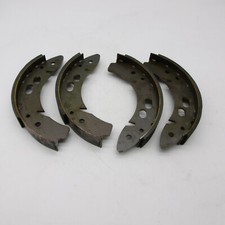 4 Bremsbacken Wartburg 353 1.3 Hinterachse 230x30mm Bremsbackensatz NEU