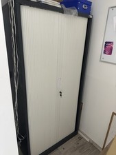 Aktenschrank Büroschrank Schwarz,  Schiebetüren Weiß , Abschließbar, gebraucht