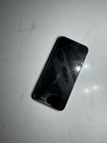 Apple iphone model a1533 - 5s,