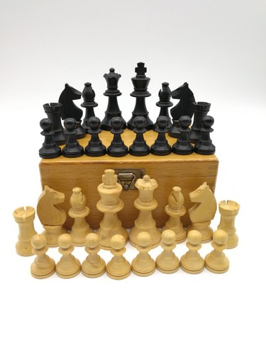 Schachfiguren holz box - holz,