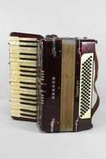 Q28T47- Akkordeon Hohner Tango II F mit Koffer 