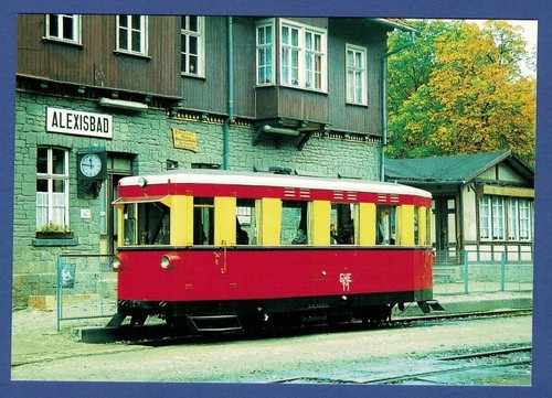 Diesel triebwagen bahnhof - diesel-triebwagen, im