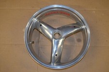 Triumph Speed Triple 955i T509 Hinterrad Felge Rad Hinterradfelge POLIERT