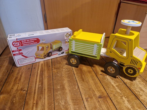 Rutschlaster truck aus holz - aus,