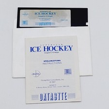 Vintage COMMODORE 64 -