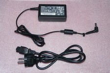 Medion Akoya S17403 Notebook Netzteil Chicony A18-065N3A REV:01 / 19V 3,42A 65W