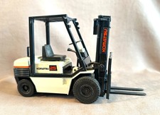 Gabelstapler -  Staplermodell Komatsu FD 25T-11 - Maßstab 1:20