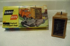 Corgi Toys / Kits 607 Chipperfields Elefant & Transport Cage in OVP!!