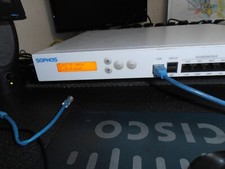 Sophos UTM320 8-Port Gigabit
