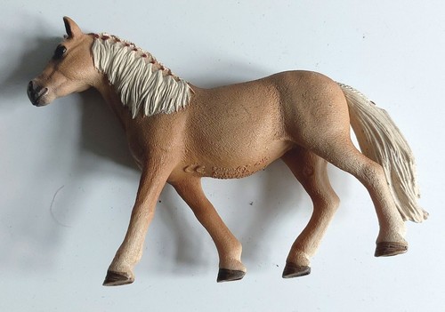Schleich horse haflinger stute - horse,